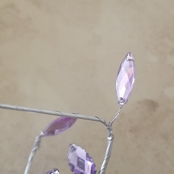 Purple Glass Flowers Strand - Picture 4 of 7